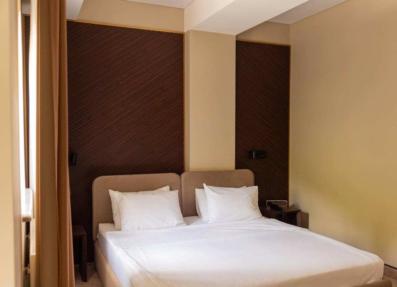 Park Hotel Bristol Uzhhorod Phòng bức ảnh